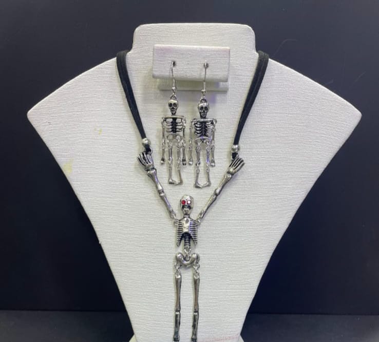 💀 Kit Esqueleto Decorativo – La Espeluznante Atracción para Tu Evento de Temporada 🎃 - Mercacity Colombia