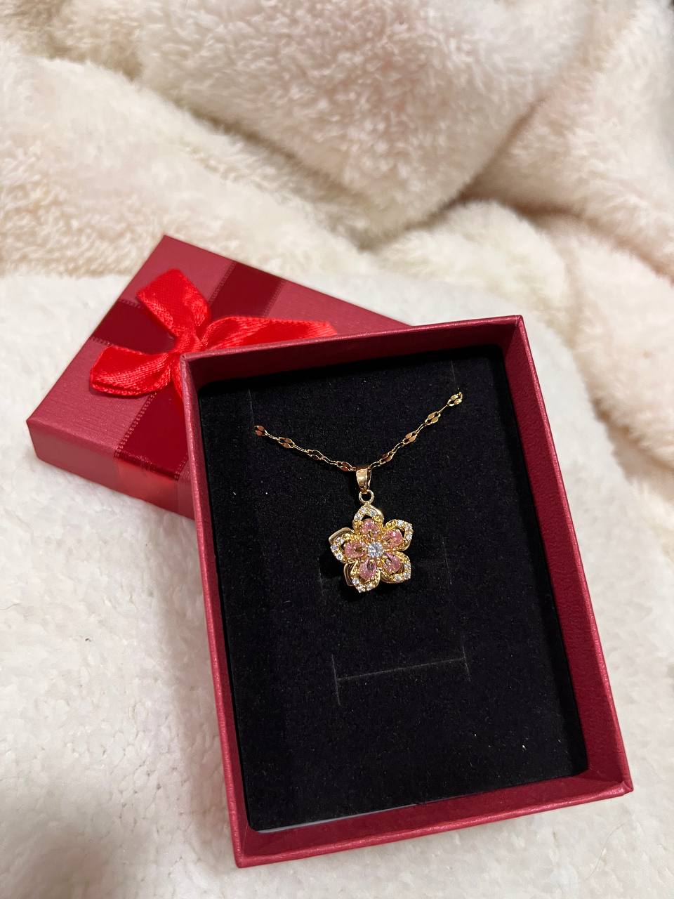 ✨ Collar Flor de Mulán – Belleza, Valentía y Poder Interior 🌸 - Mercacity Colombia