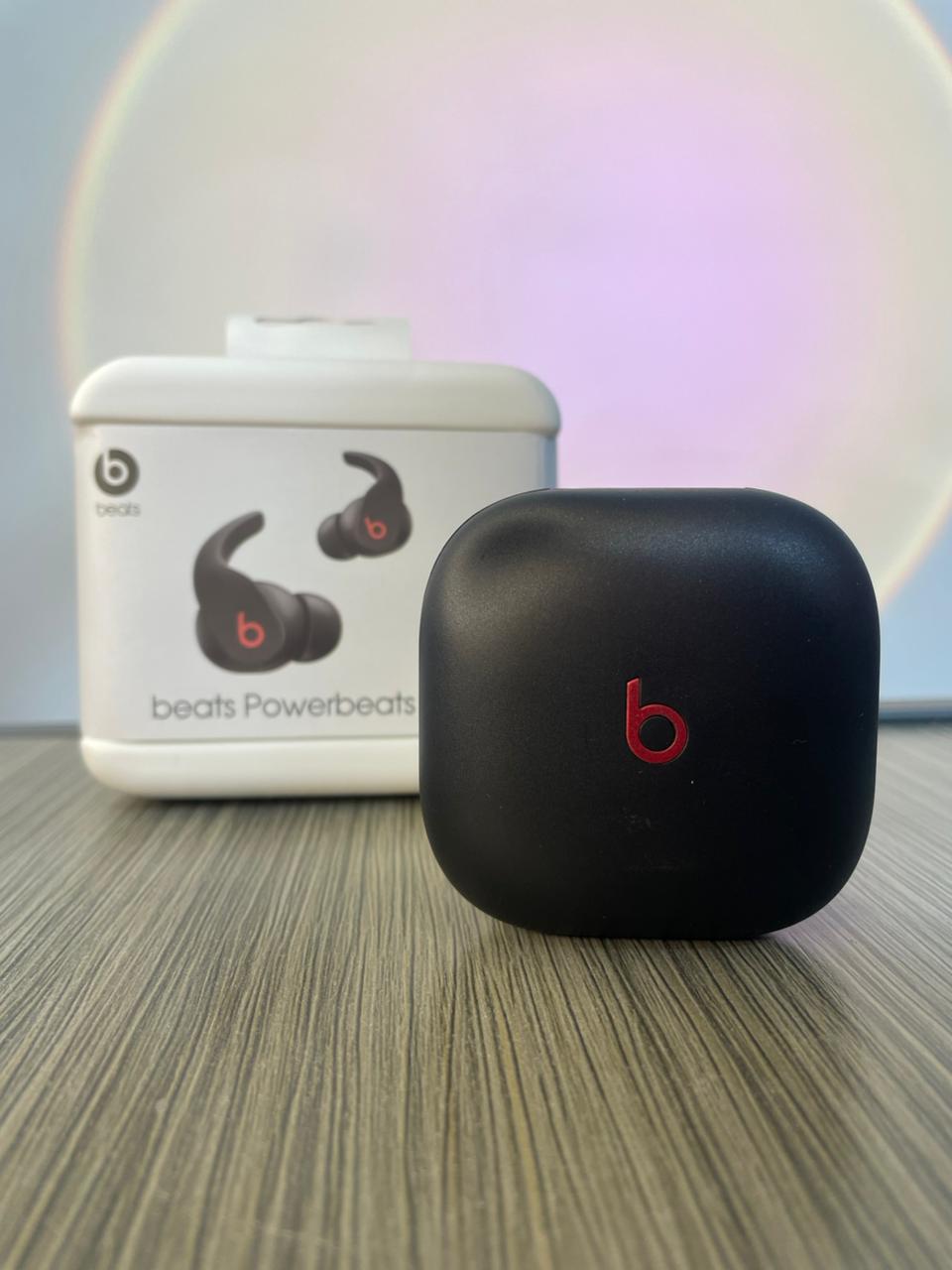 PowerBeats Pro 2: Rendimiento Sin Límites, Sonido de Élite 🎼 - Mercacity Colombia