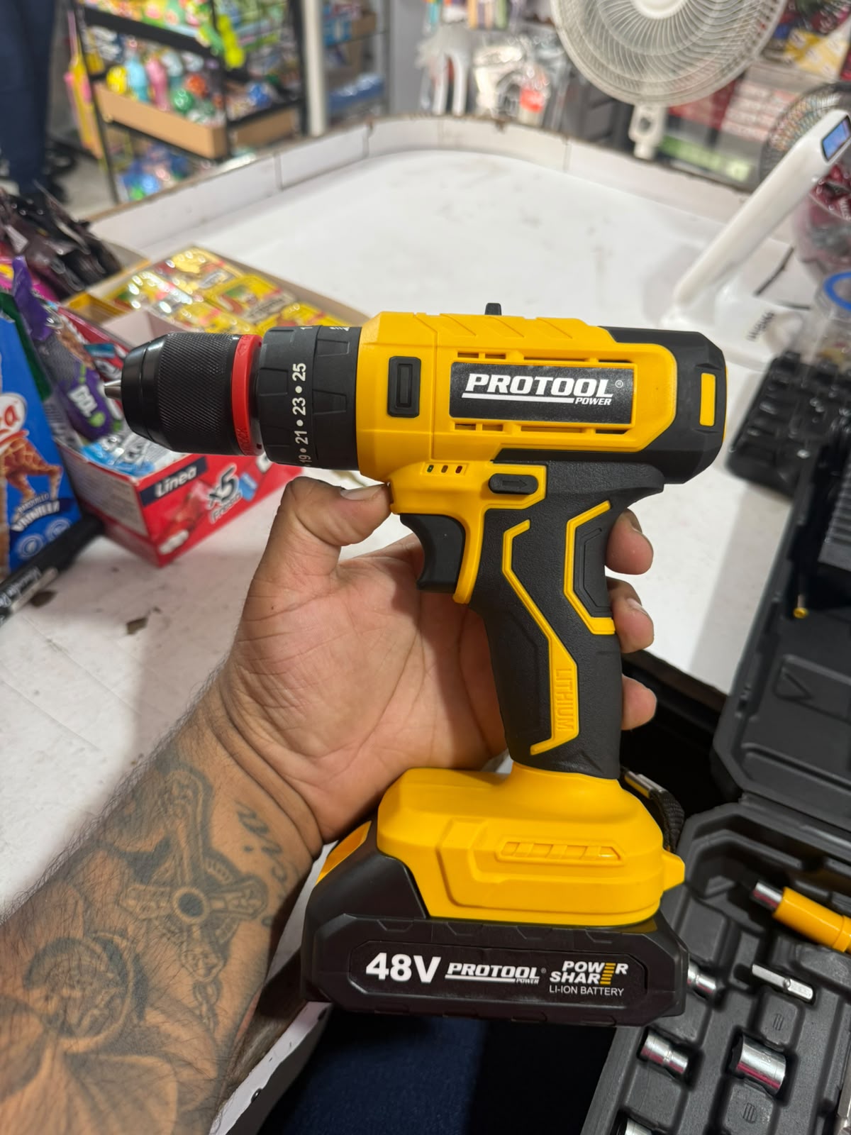 Kit Taladro Inalámbrico Protool + 2 Baterías y Accesorios